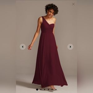 Full skirt bridesmaid dress with one shoulder Wine Size 6